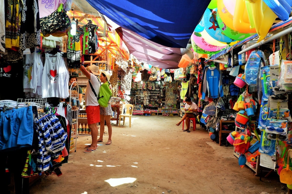 Luxx Boutique Boracay 60/72