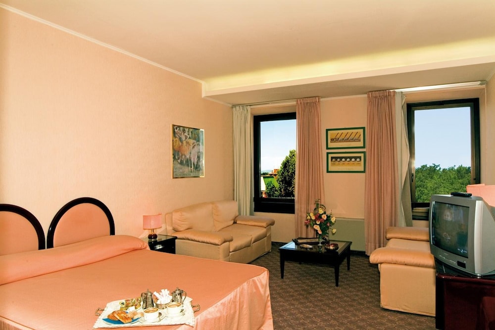 Balletti Palace Hotel 33/40