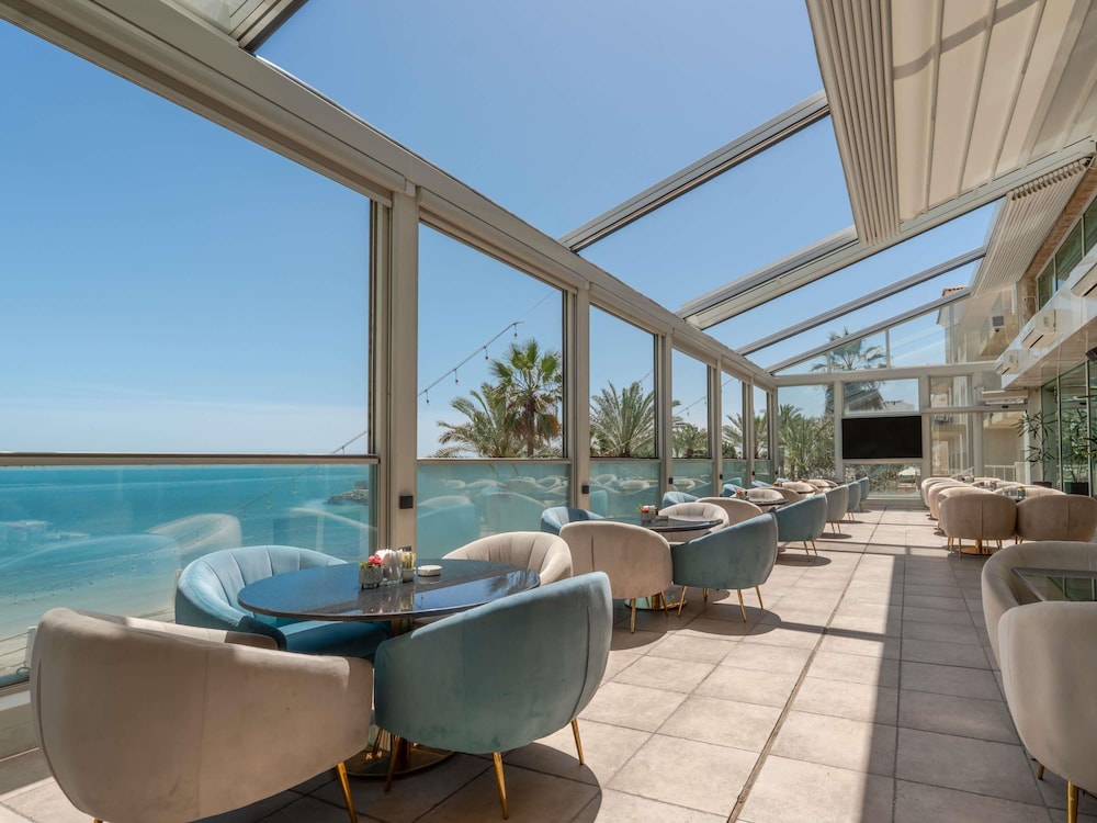 Movenpick Hotel & Resort Al Bidaa 46/86