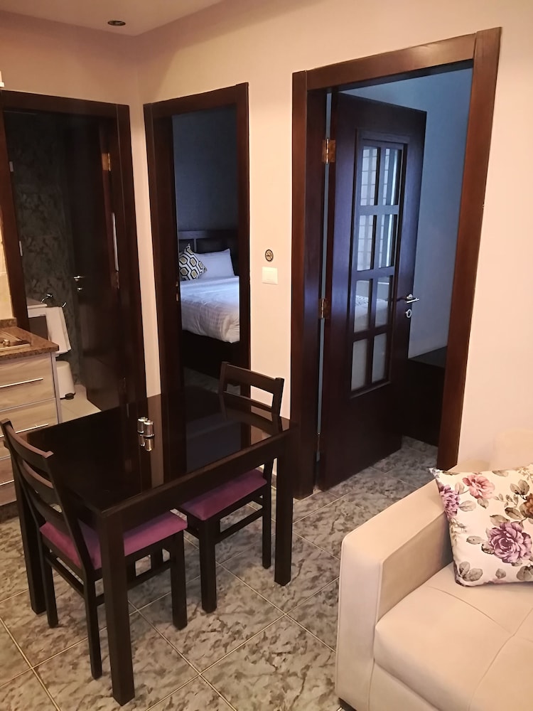 Shams al weibdeh hotel apartment 32/46