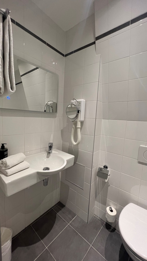 Ibis Styles Paris Montmartre Batignolles 45/48