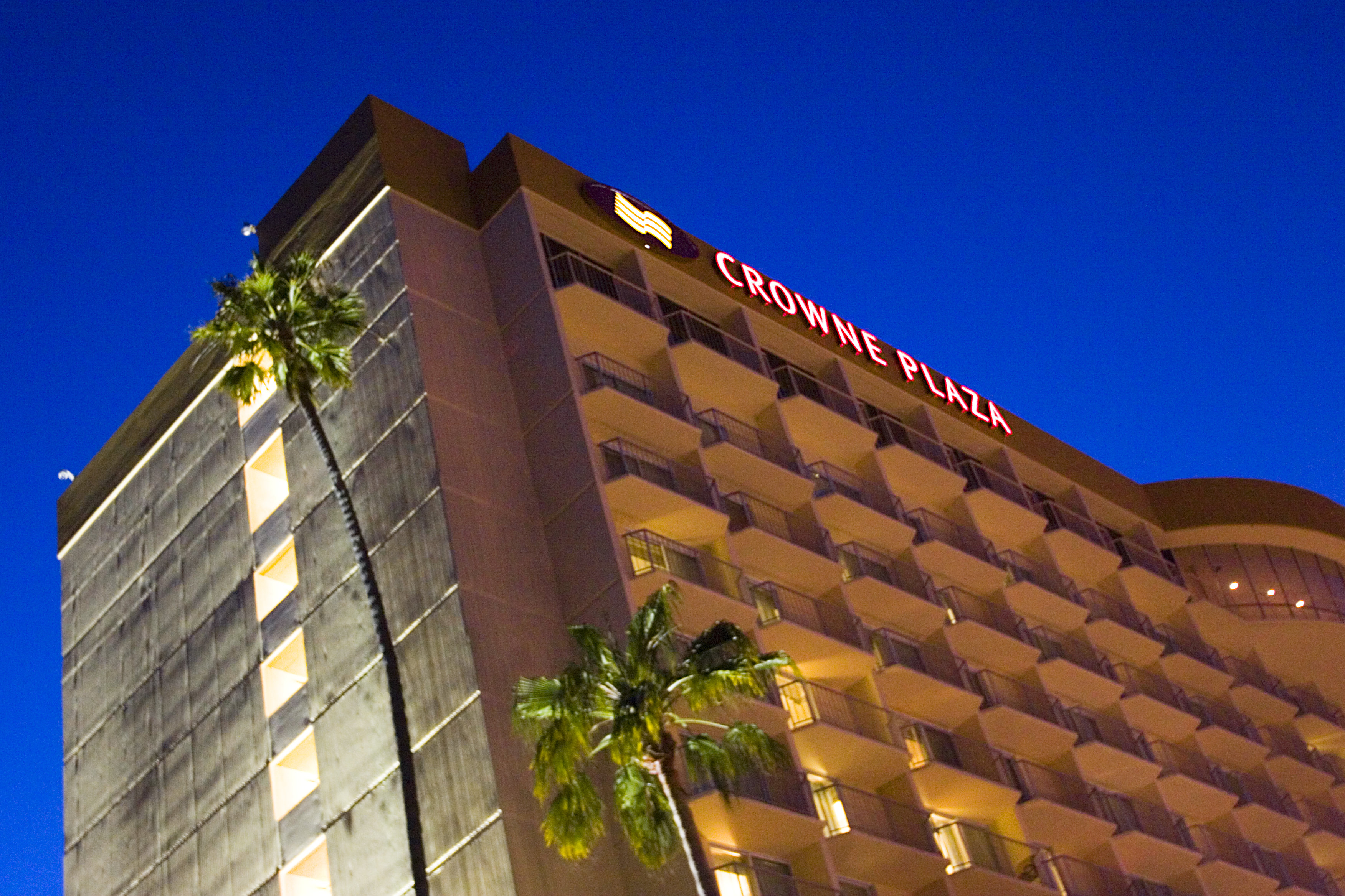 Crowne Plaza Ventura Beach