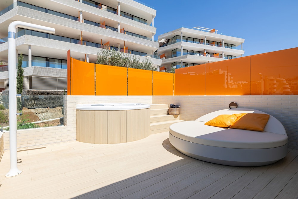 Leiro Residences 45/50