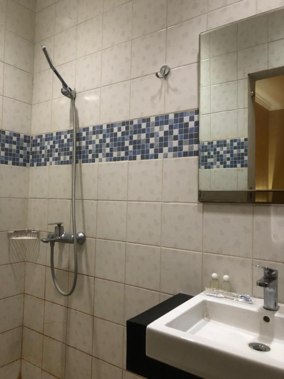 Hotel Aruni Ancol 47/50