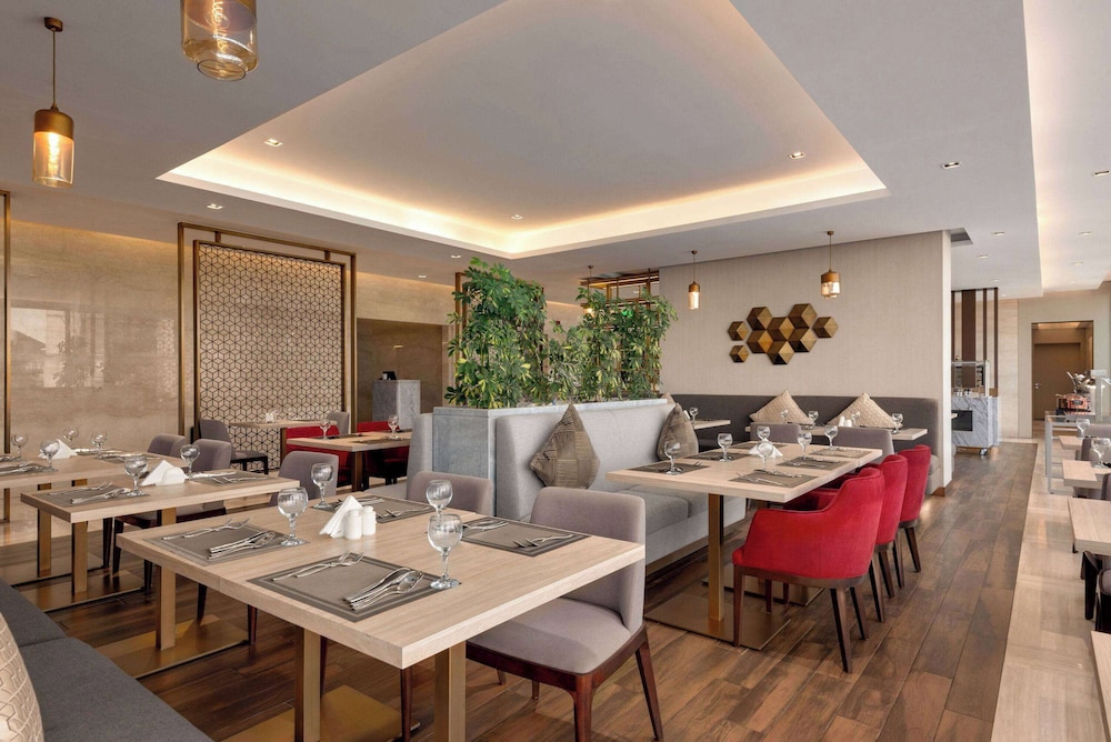 فندق رمادا من ويندام طريق الملك فهد(Ramada by Wyndham Hotel King Fahd Road) 19/31