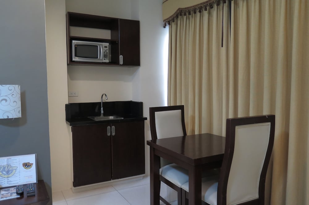 Devera Hotel 61/72