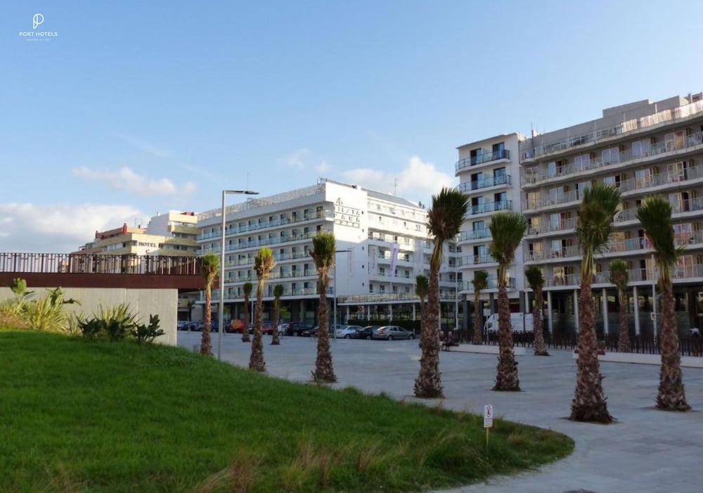 Port Fiesta Park Hotel 45/50