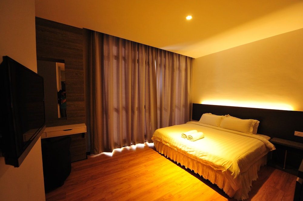 My Dream Hotel 9/33