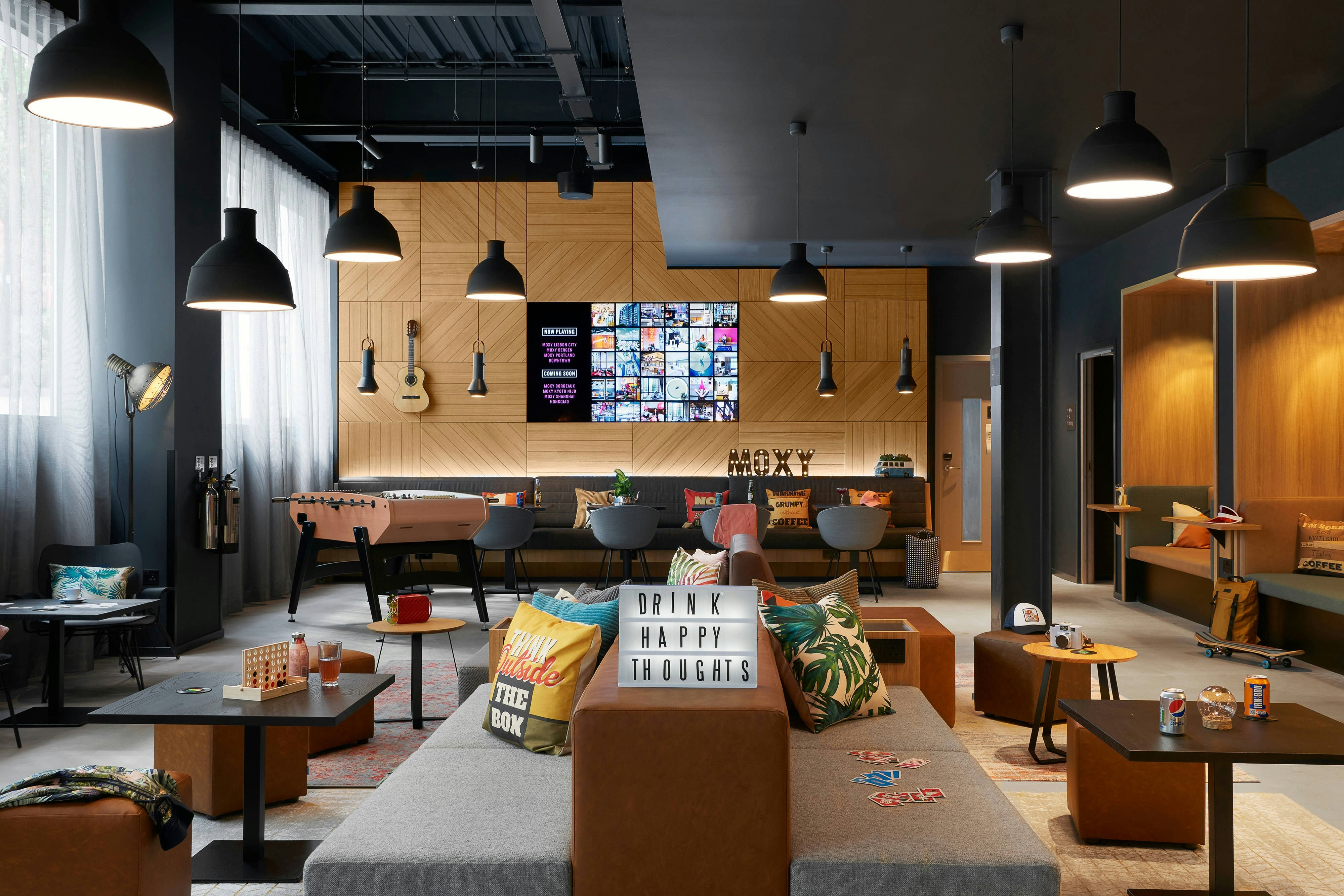 Moxy Milton Keynes 18/18