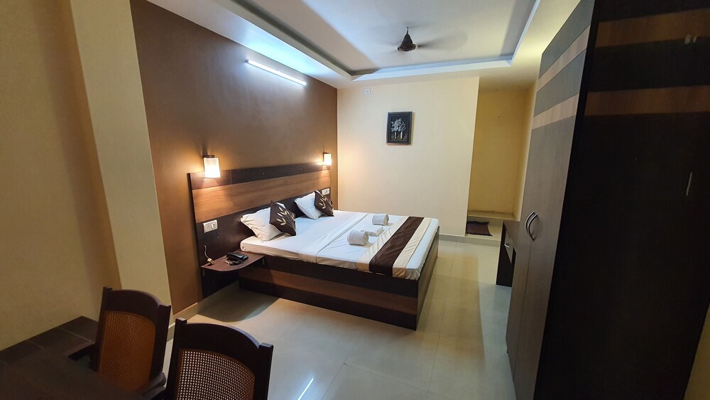 Deluxe, Quadruple, 2 Double Beds