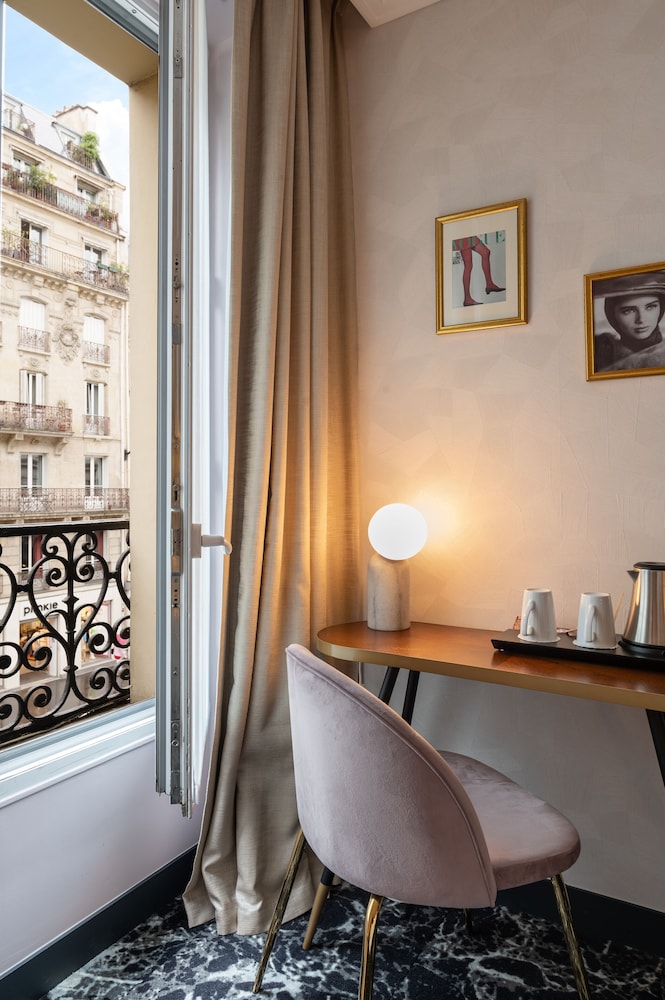 Hotel Royal Saint Germain 60/60