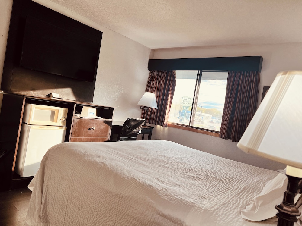 Upgrade, Queen Bed