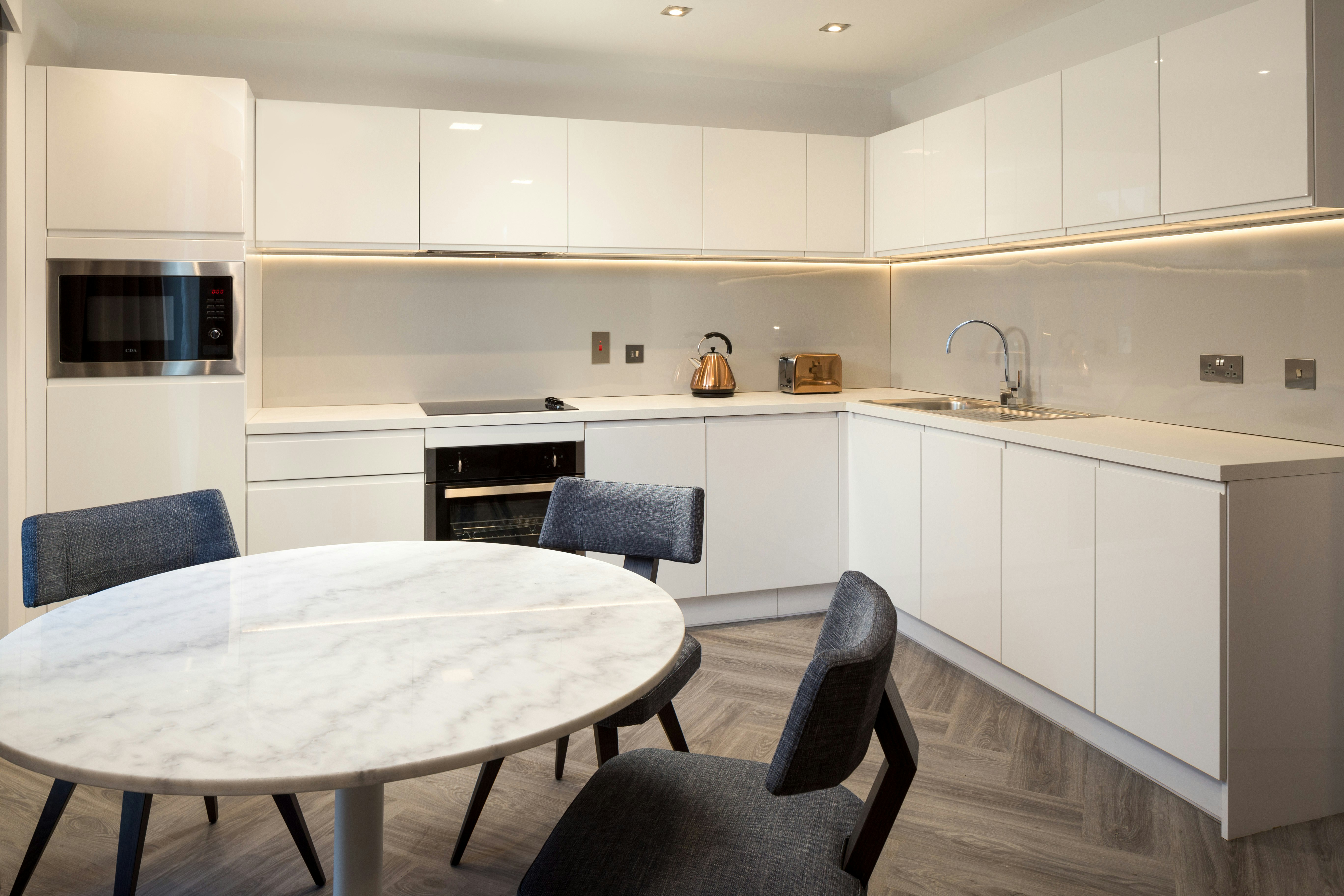 Roomzzz London Stratford 12/18