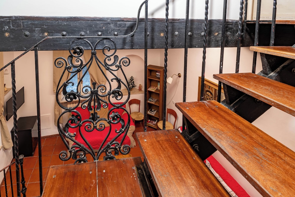 The House In Trastevere 7/48
