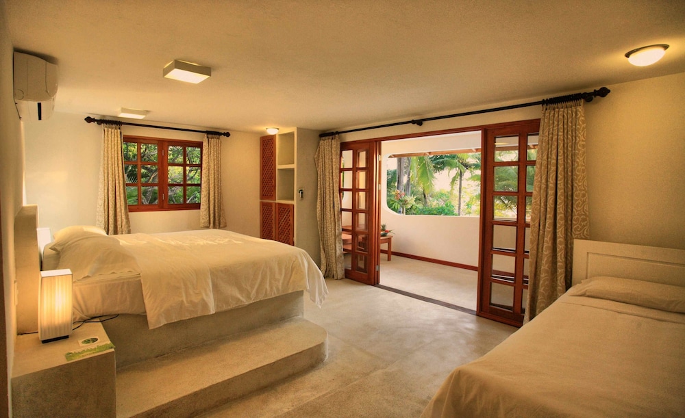 Tropico Latino Hotel 35/74