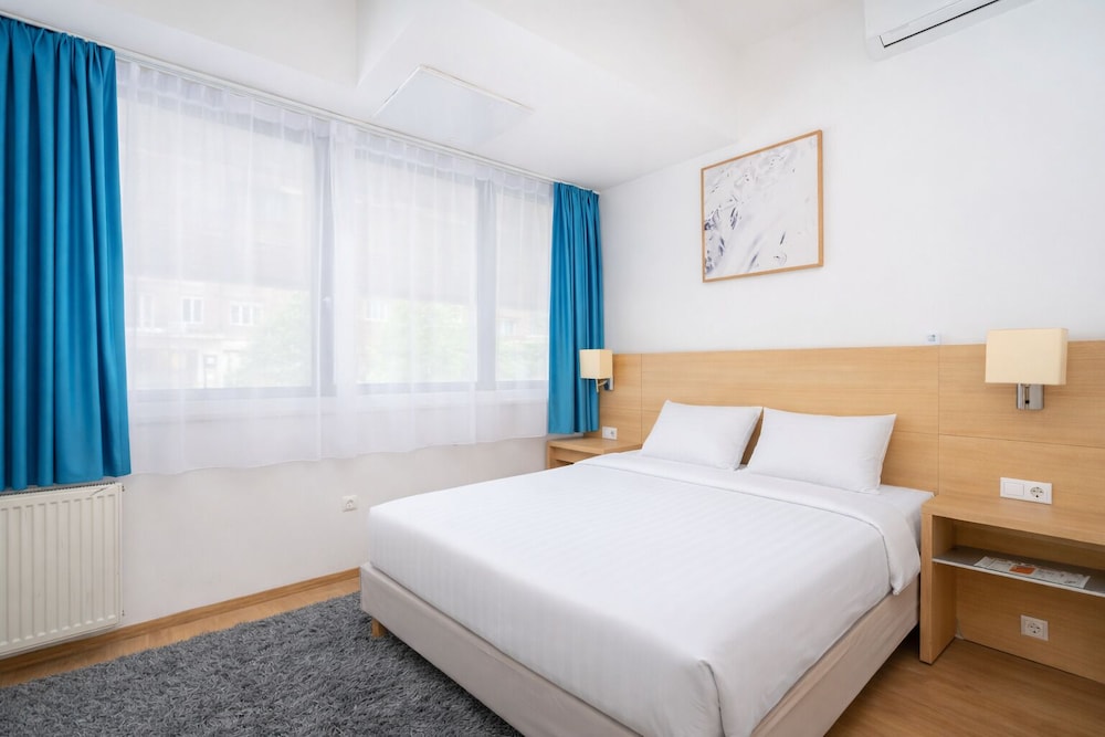 SUPERIOR, DOUBLE BED