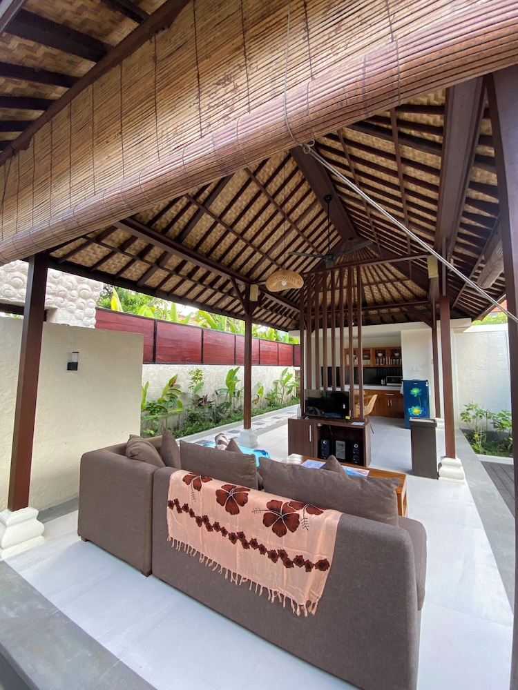 THE AWAN VILLAS 23/44