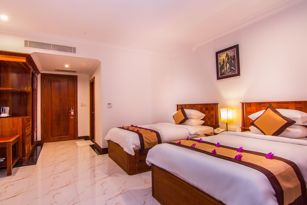 Glorious Hotel and Spa 11/50
