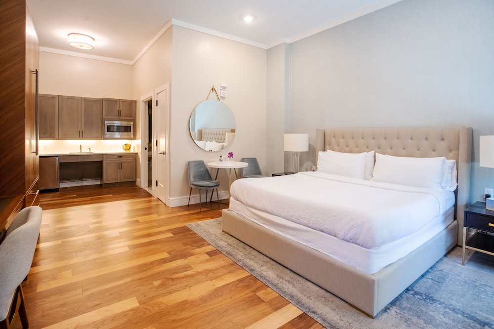 The Vanderbilt Hotel Suites 6/27