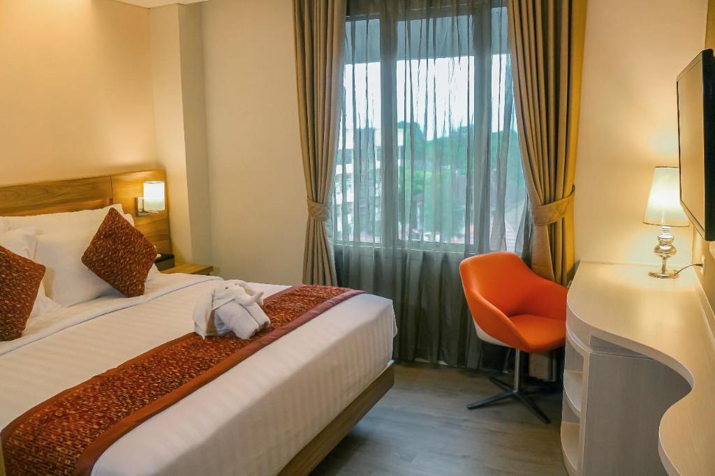 جناح جونيور بسرير كينج، Patra Jasa Bandung 3/5