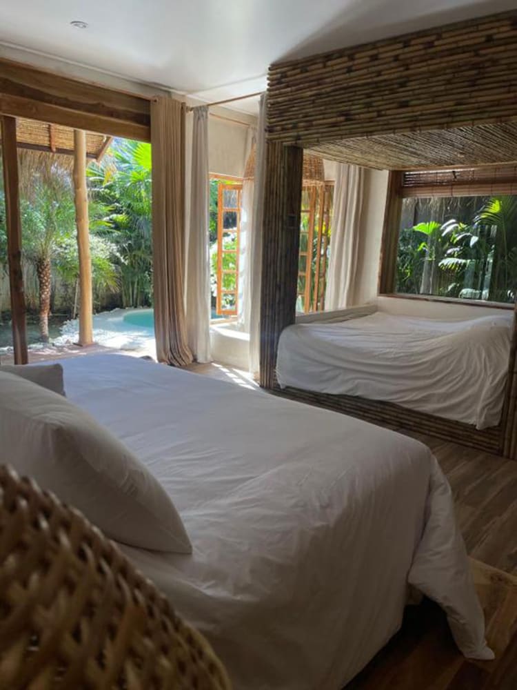La Cabane Bali 11/50
