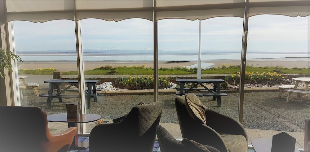 Powfoot Hotel 35/49