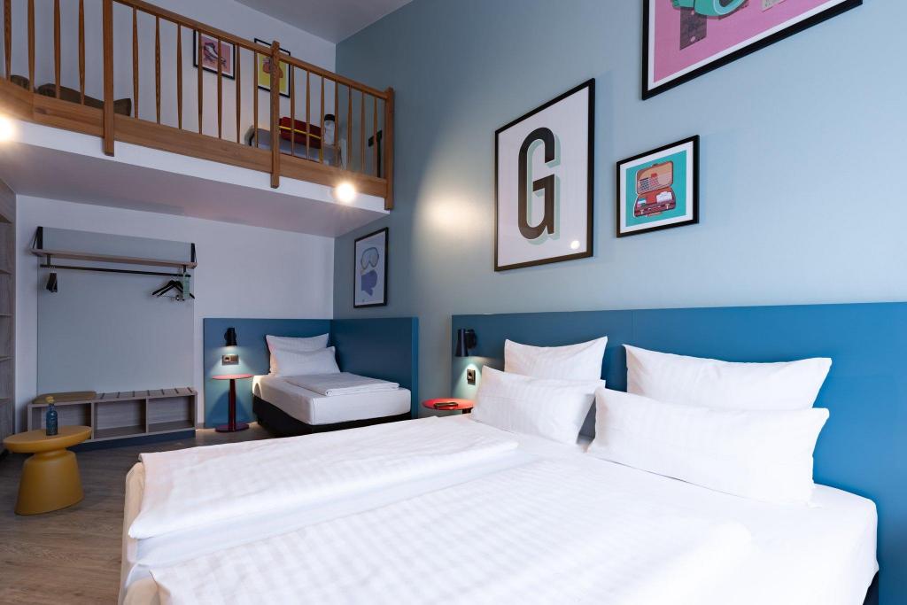 Standard, Triple, 3 Beds