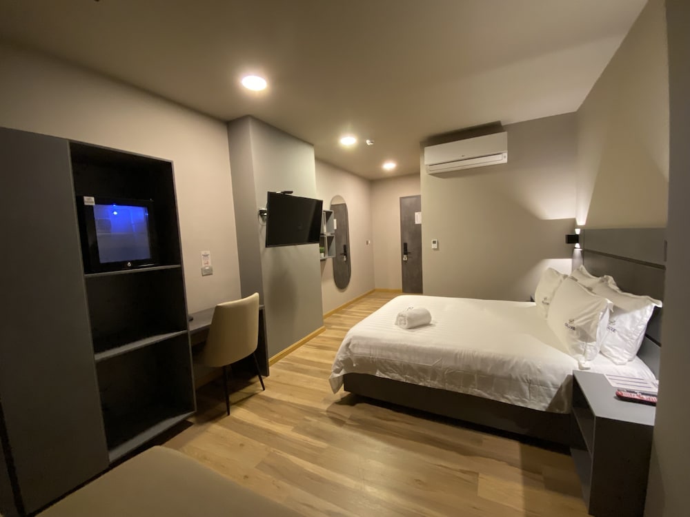 Giluxe Hotel Pereira 9/36