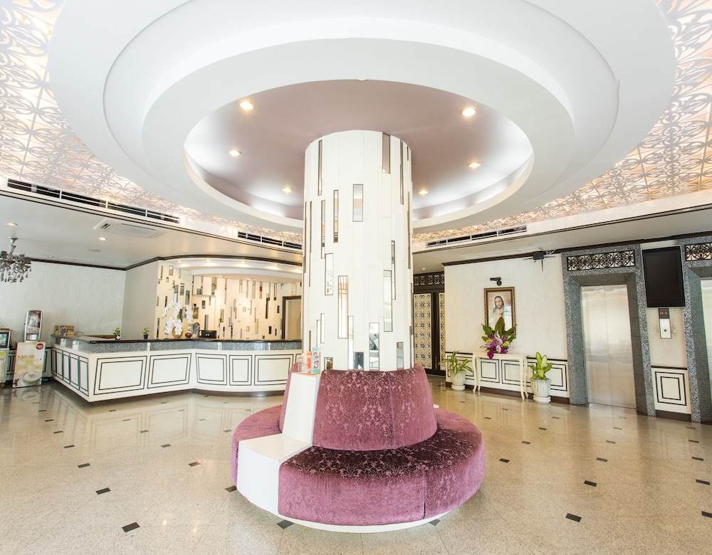 The Legacy Hotel 27/50