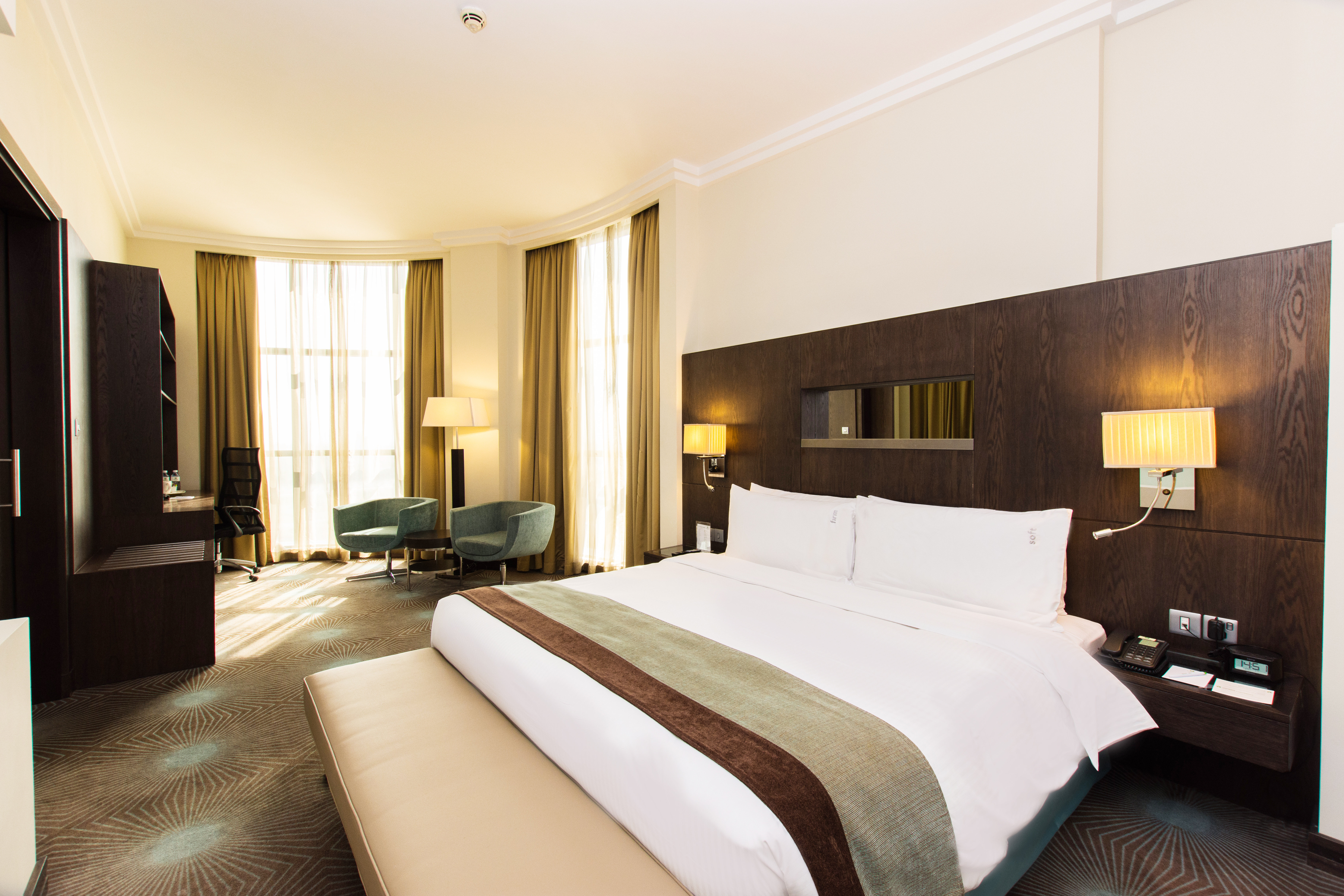 Holiday Inn Abu Dhabi Hotel 32/73