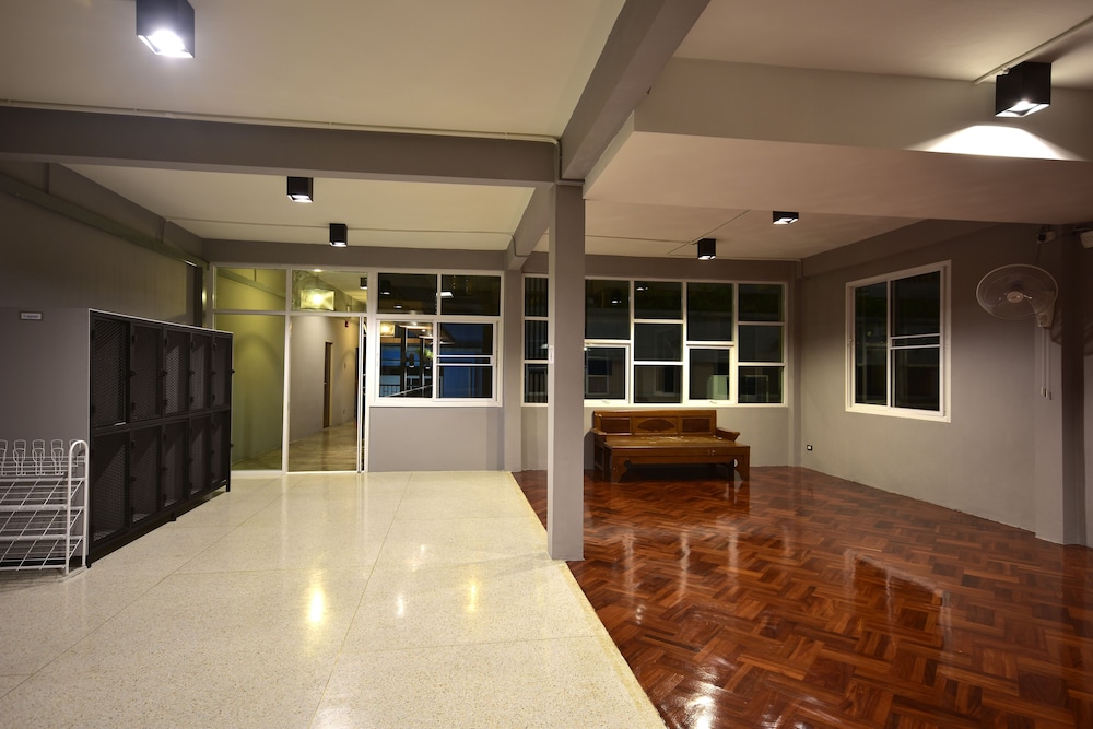 Inn Stations Hostel 34/49