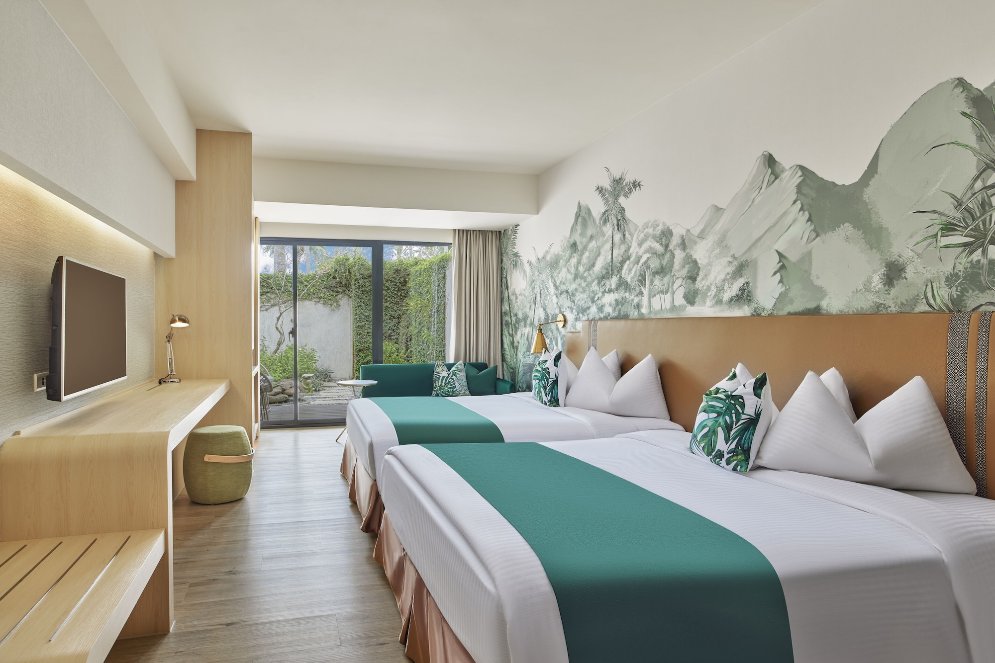 Room, 2 Double Beds, Pool Side, Hot Tub