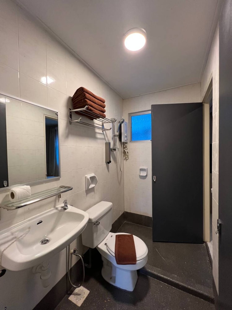 Perdana Serviced Apartment Resort 49/50