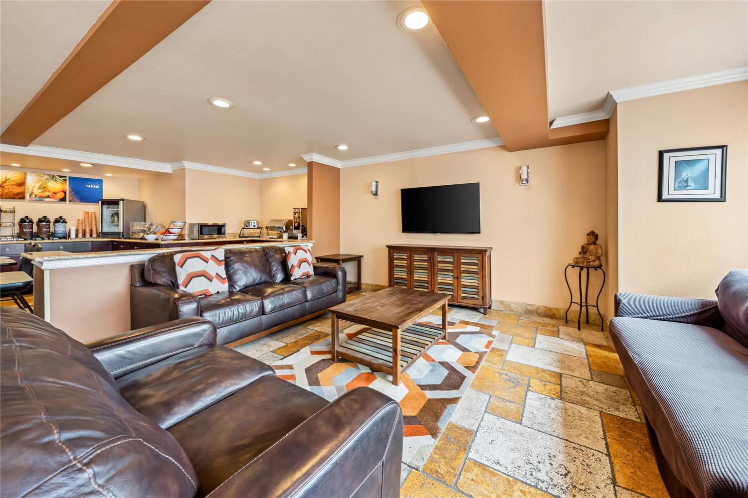 Comfort Inn & Suites Salinas City Center Area 29/45