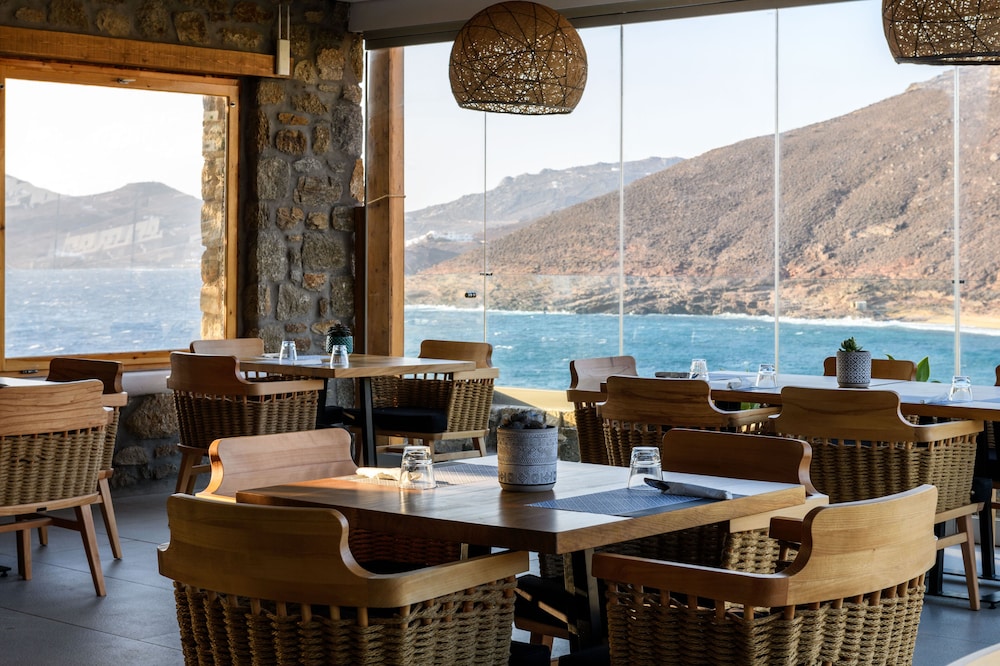 Panormos Village Seaside Resort 64/81