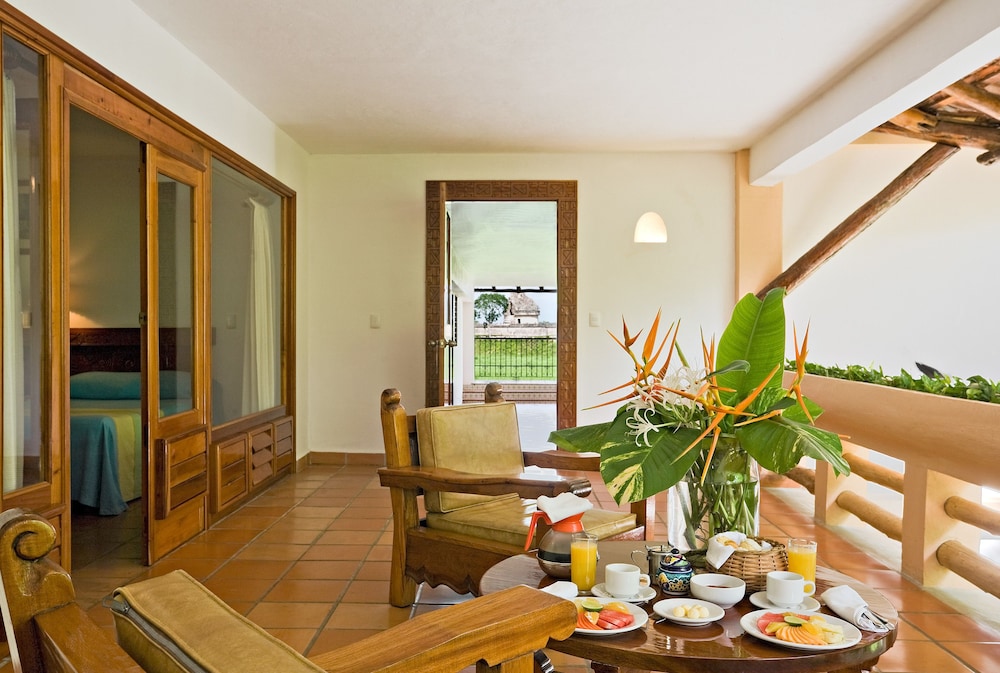 Mayaland Hotel And Bungalows 22/50