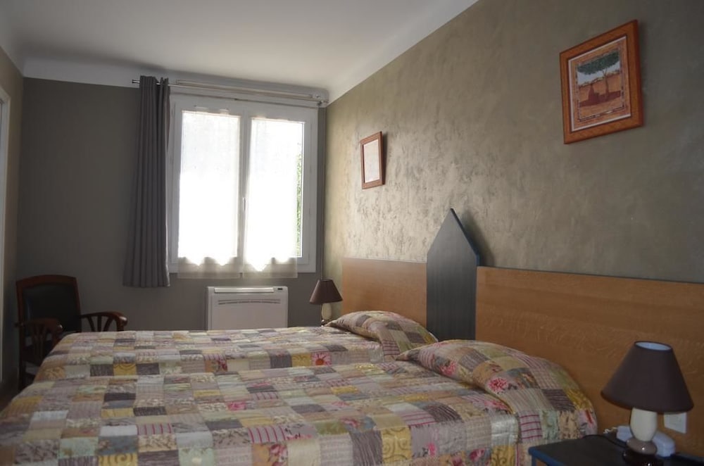 Hotel Regina 12/38
