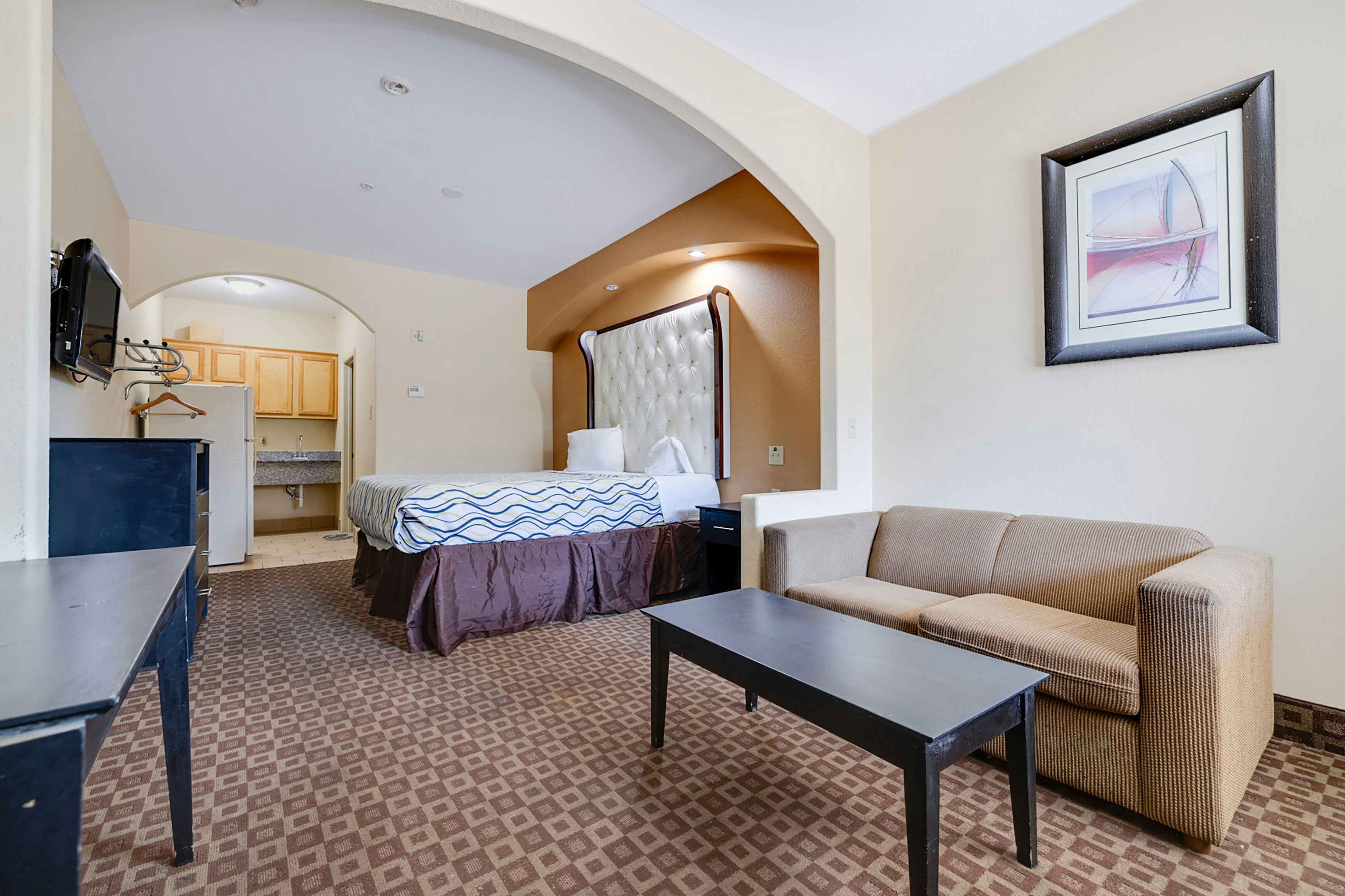 Capital O Deluxe Inn Channelview Houston I-10 43/58