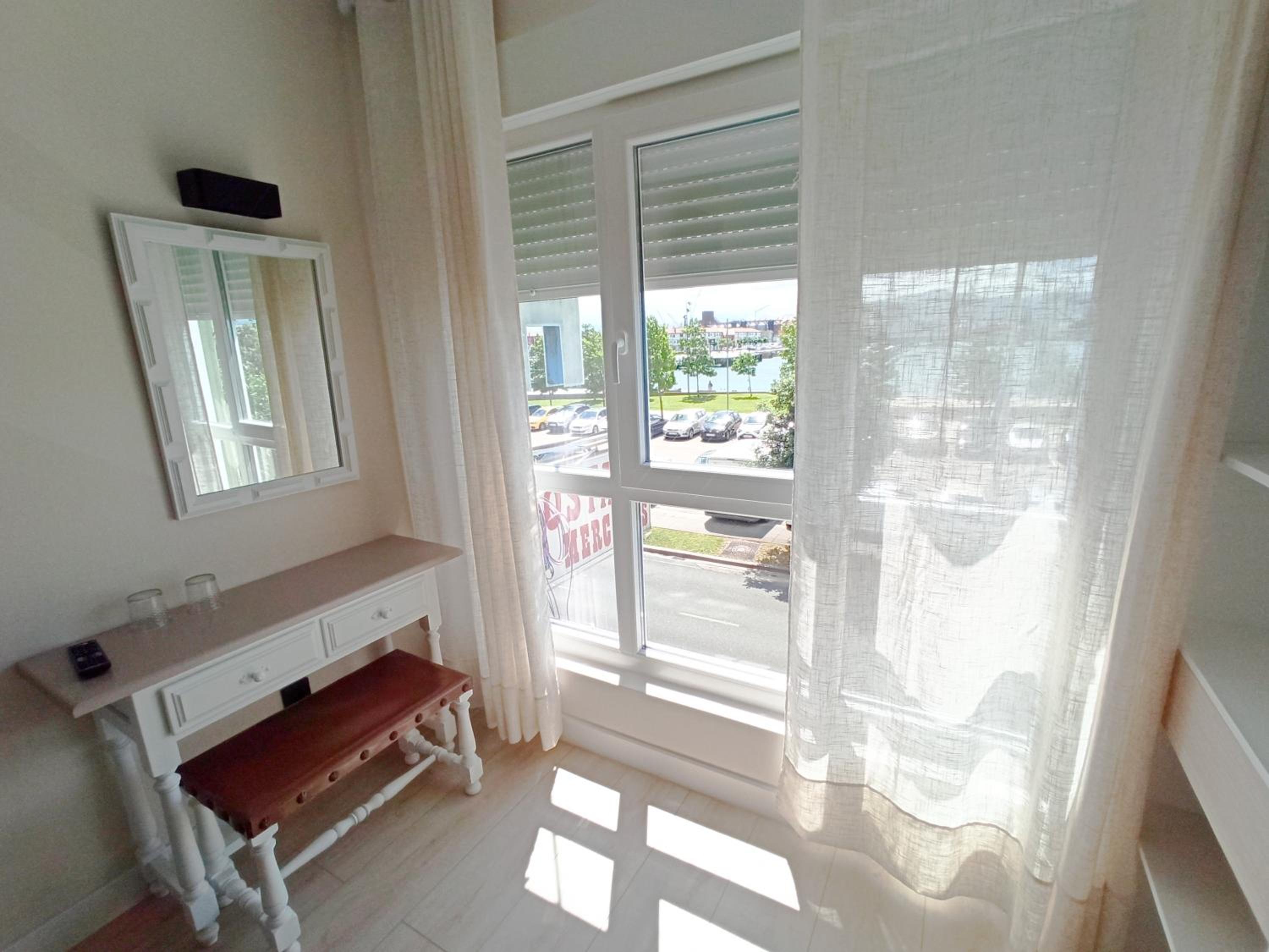BAHIA ROOMS CANTABRIA 3000 4/16