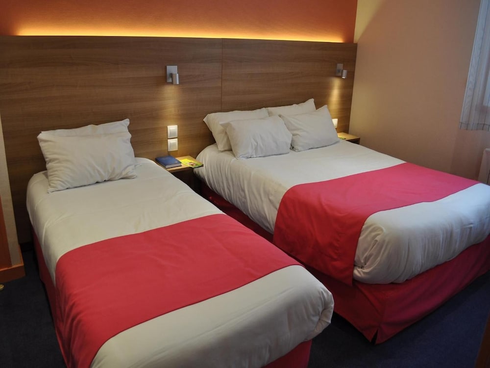 P'TIT DEJ-HOTEL COGNAC LA RESIDENCE 8/47
