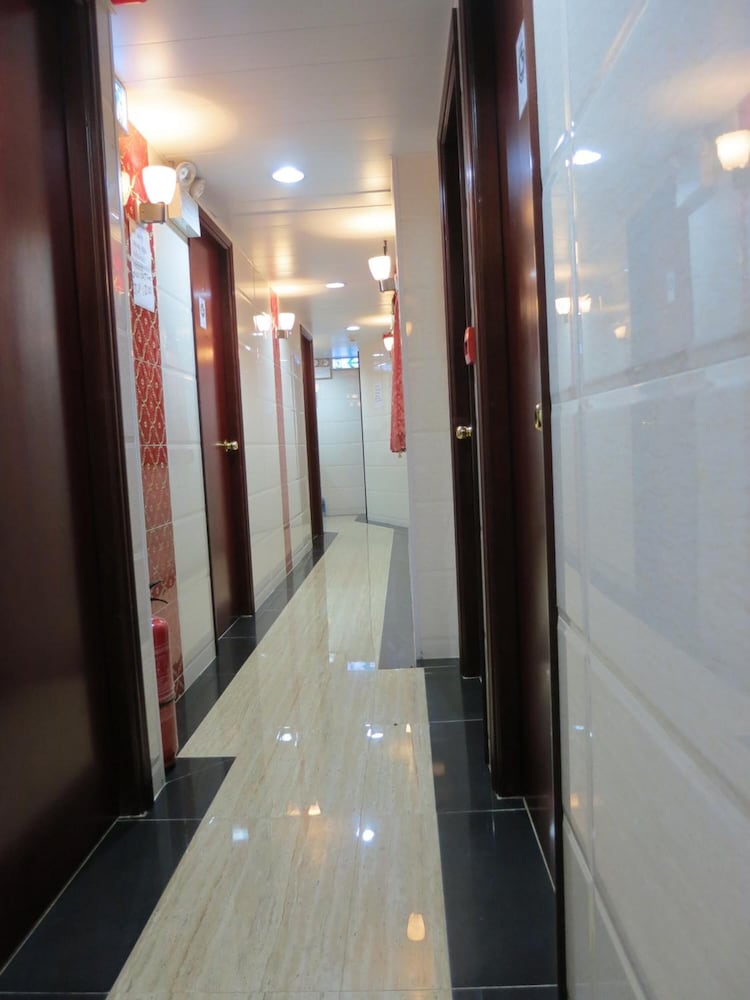 Cebu Hostel 45/64