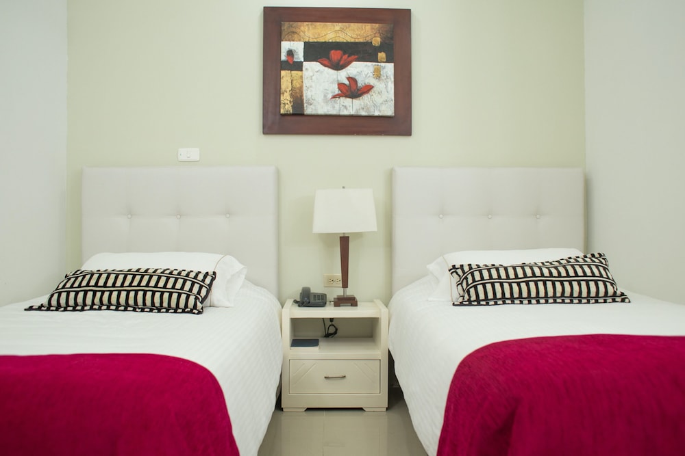 Hotel Costa Bonita 38/61