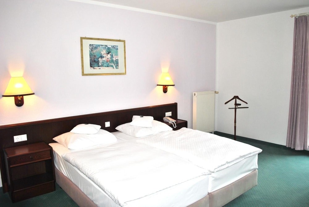 Heidehotel Lubast 3/33