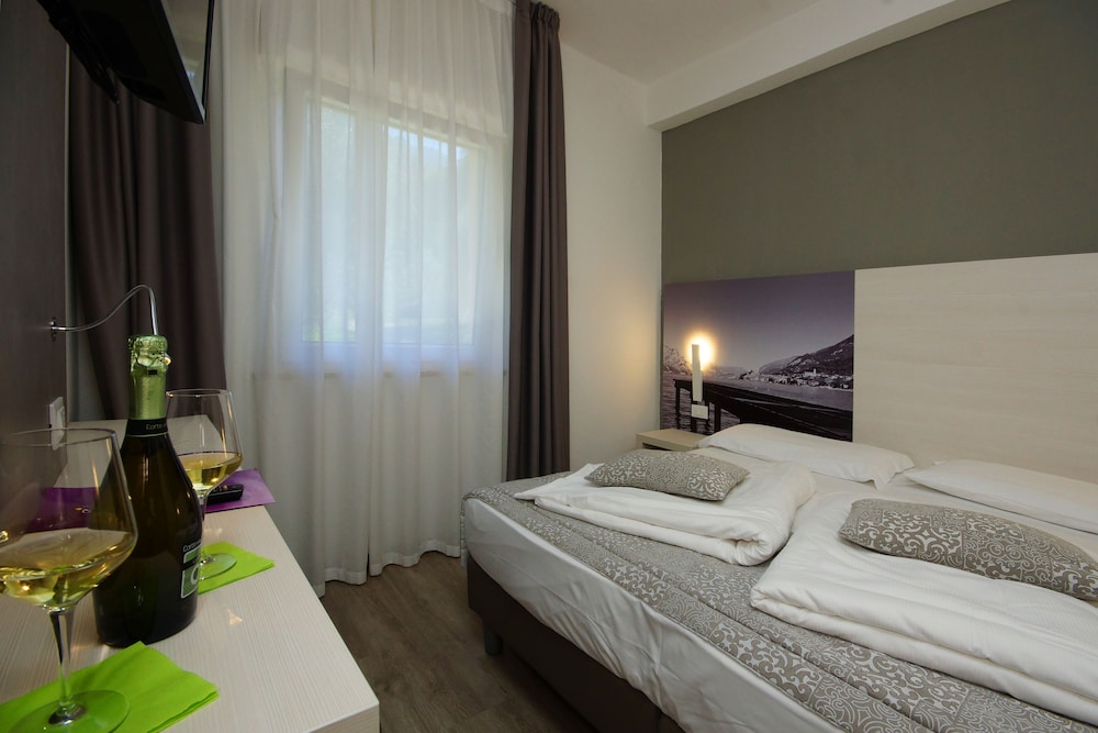 Hotel Casa Serena 17/53