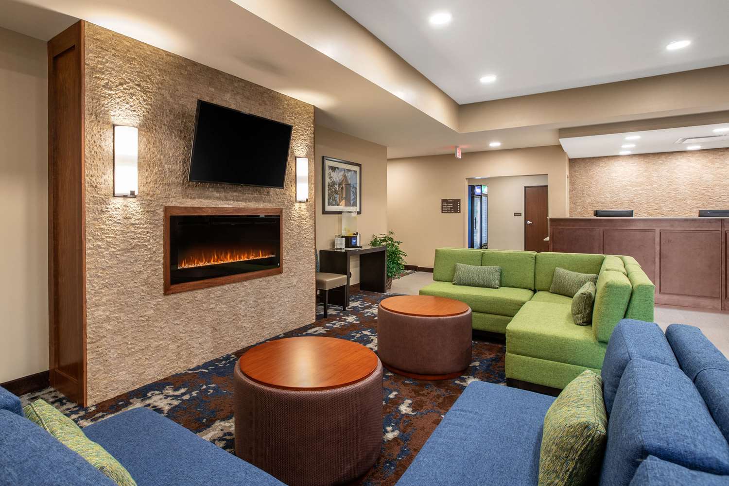 Comfort Inn and Suites Ames Near ISU Campus 28/41