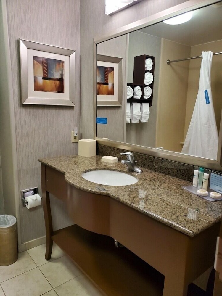 Hampton Inn Suites Craig 45/61