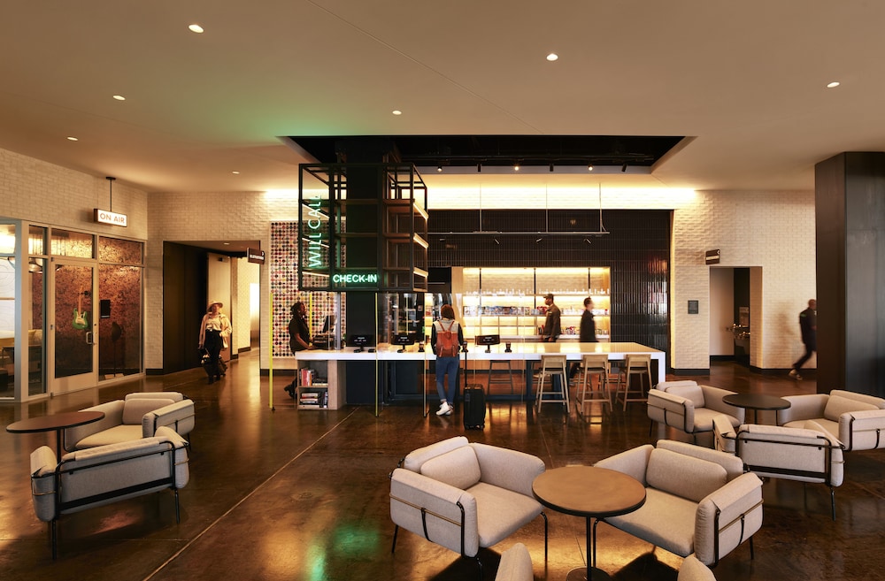 Reverb by Hard Rock Downtown Atlanta 40/59