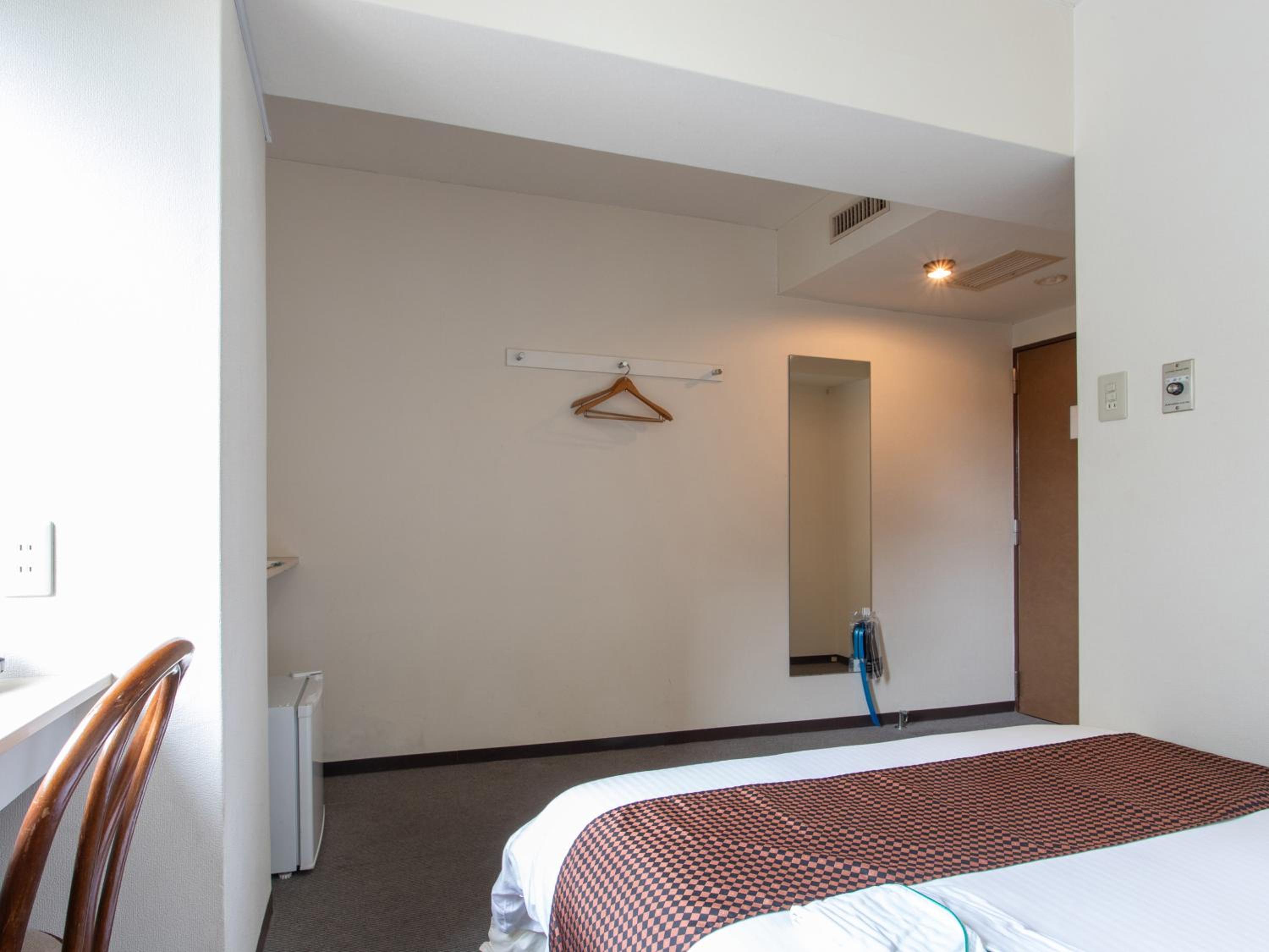 غرفة قياسية بسرير مزدوج للمدخنين، Tabist Sasebo Palace Hotel 8/10