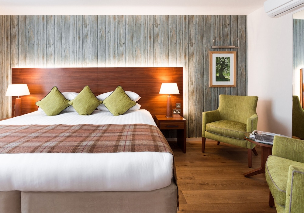 Abode Canterbury 17/44