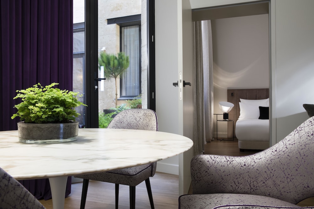 Hôtel Cardinal 15/66